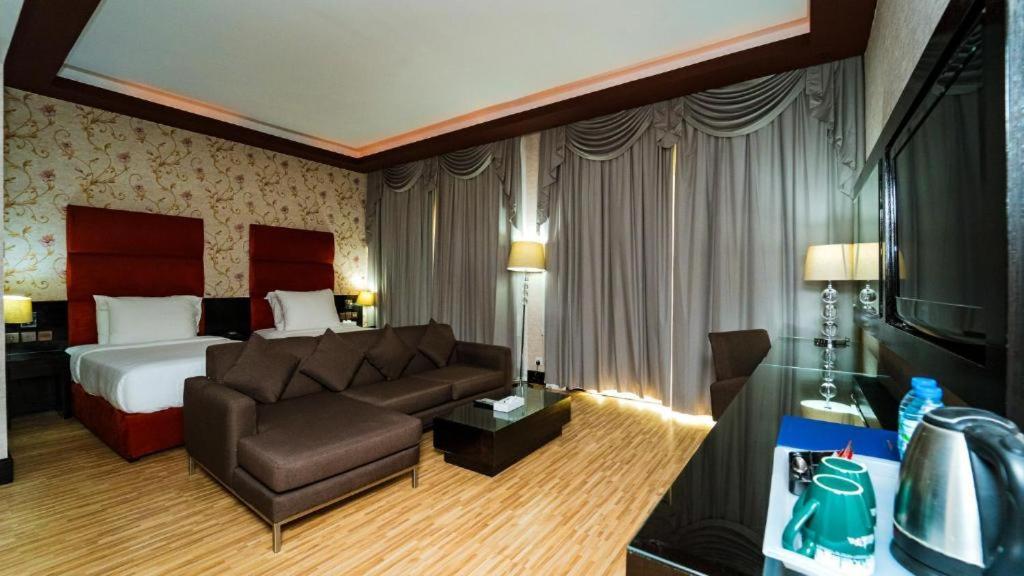 Mangrove Hotel Ras al-Khaimah Bagian luar foto